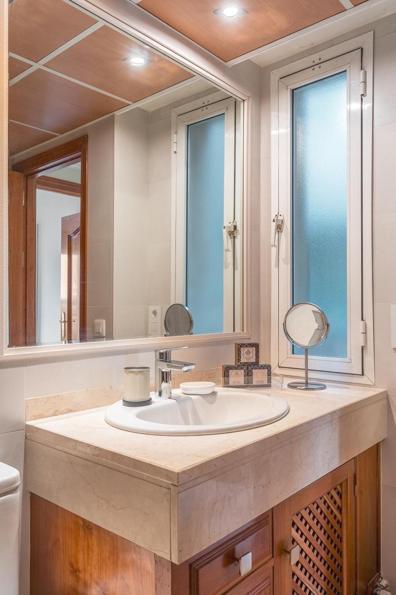 Aravirma Apartment Granada