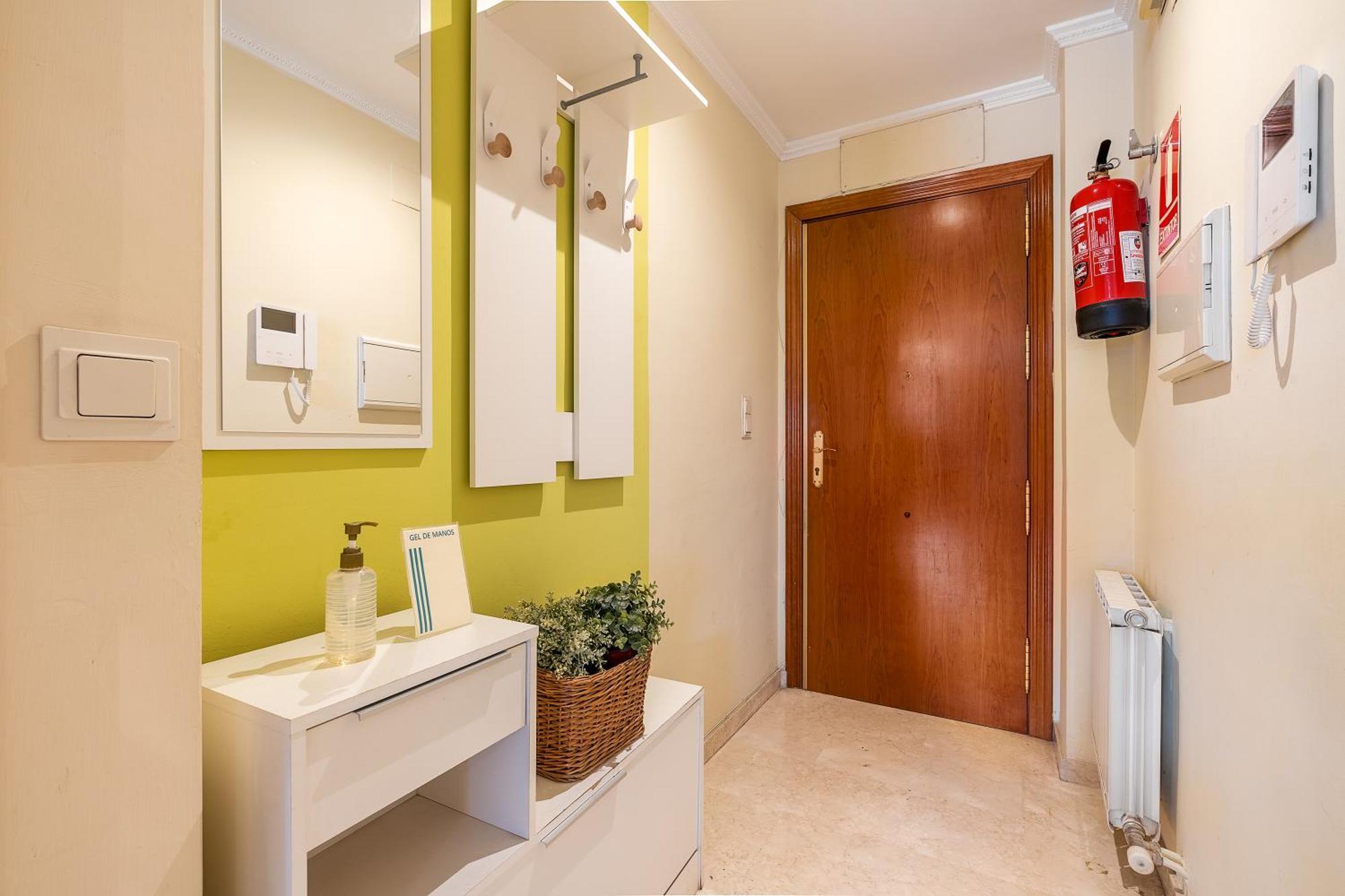 Apartment Aravirma *